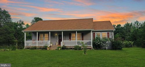 1884 Kennon Rd, MINERAL, VA, 23117-3931 | Card Image