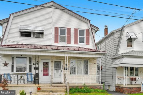 108 S South Fourth Street, FRACKVILLE, PA, 17931 | Card Image