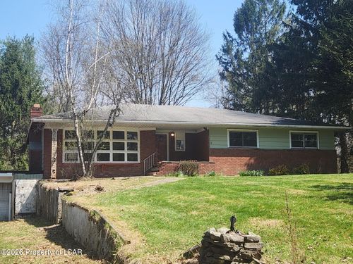 24 Flat Rock Rd, Dallas, PA, 18612-6024 | Card Image