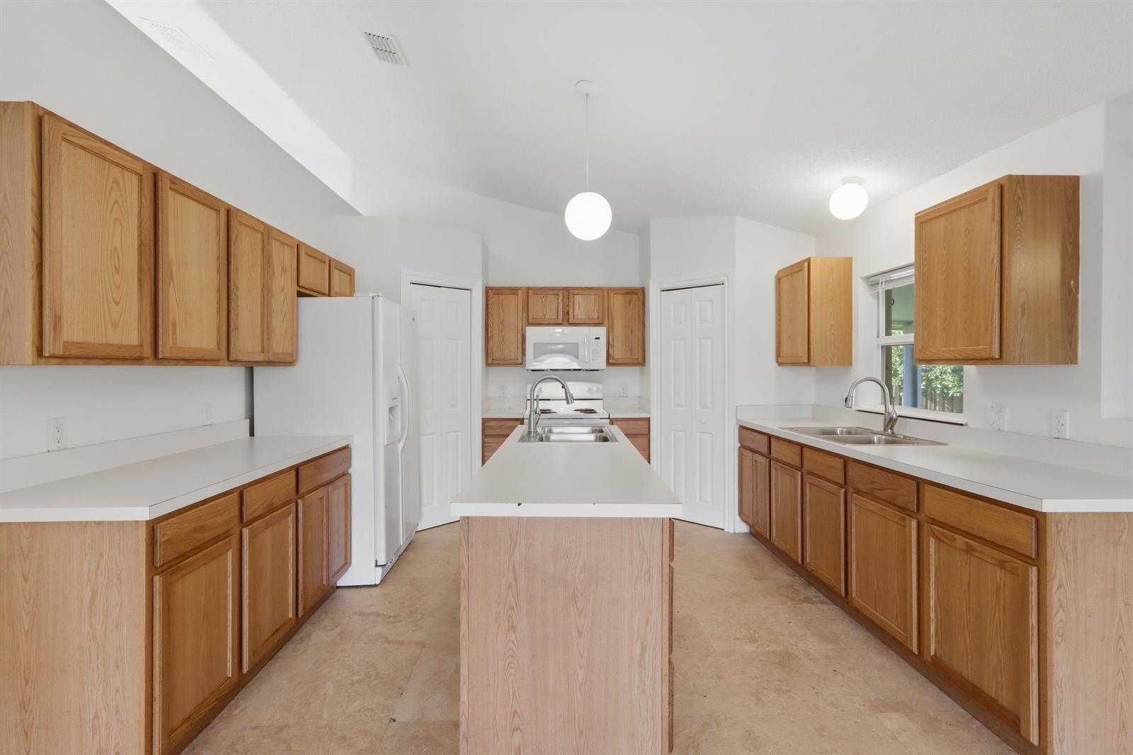 Residential Lease in Port St. Lucie 4