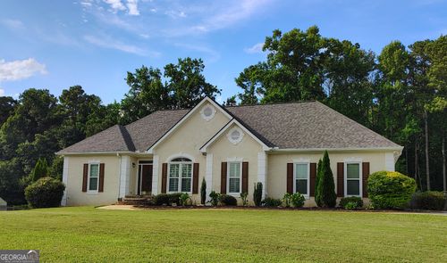 118 Crescent Dr, Newnan, GA, 30265-1841 | Card Image