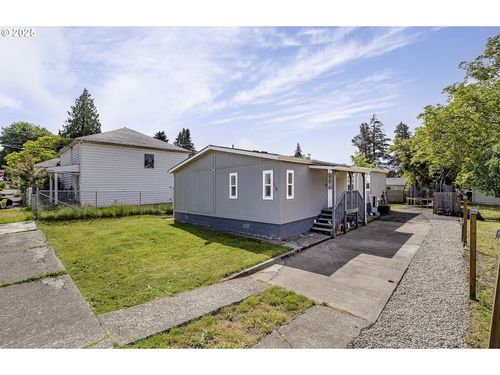 115 W 2nd St, Yamhill, OR, 97148-2204 | Card Image