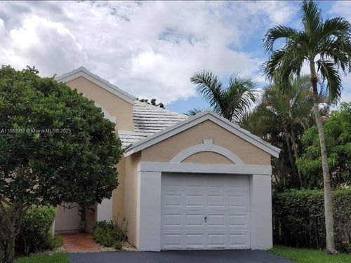 577-577 Bridgeton Rd, Weston, FL, 33326-2957 | Card Image