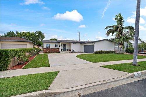 324 Sequoia Ave, Brea, CA, 92821-5251 | Card Image