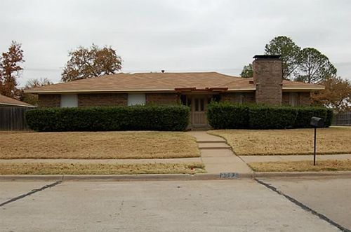 2901 Cross Timbers Dr, Irving, TX, 75060-4703 | Card Image
