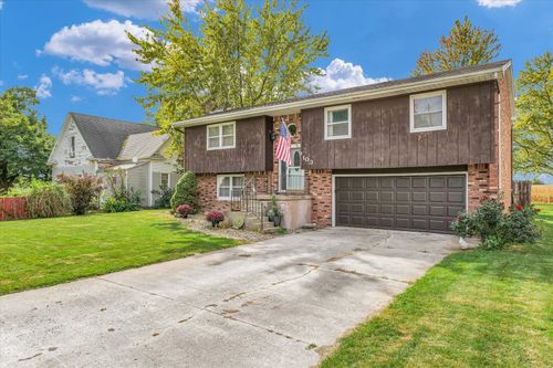 103 N Albers St, Royal, IL, 61871-6006 | Card Image