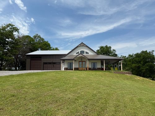 757 Thompson Creek Rd, Shelbyville, TN, 37160-6103 | Card Image