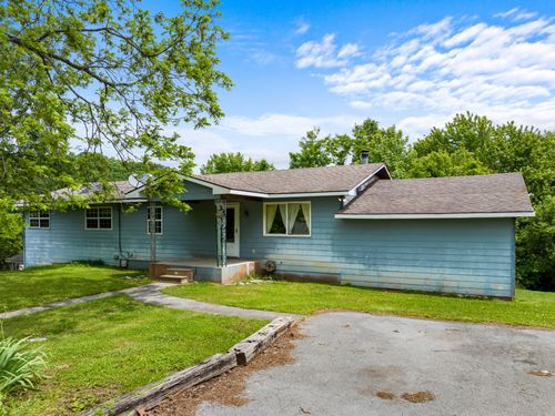210 Welch Rd, Tazewell, TN, 37879-3961 | Card Image