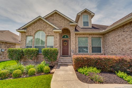8742 Stoney Brook Dr, Universal City, TX, 78148-3489 | Card Image