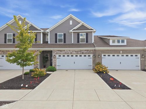 6387 Wasco Dr, Whitestown, IN, 46075-7523 | Card Image