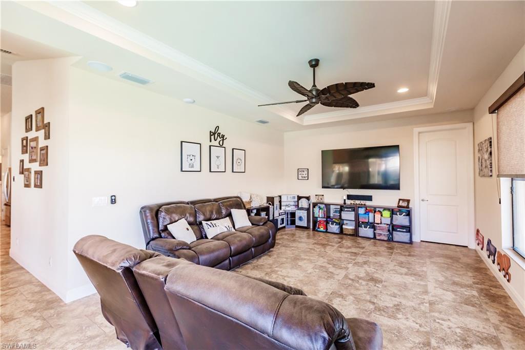 Residential in CAPE CORAL 5