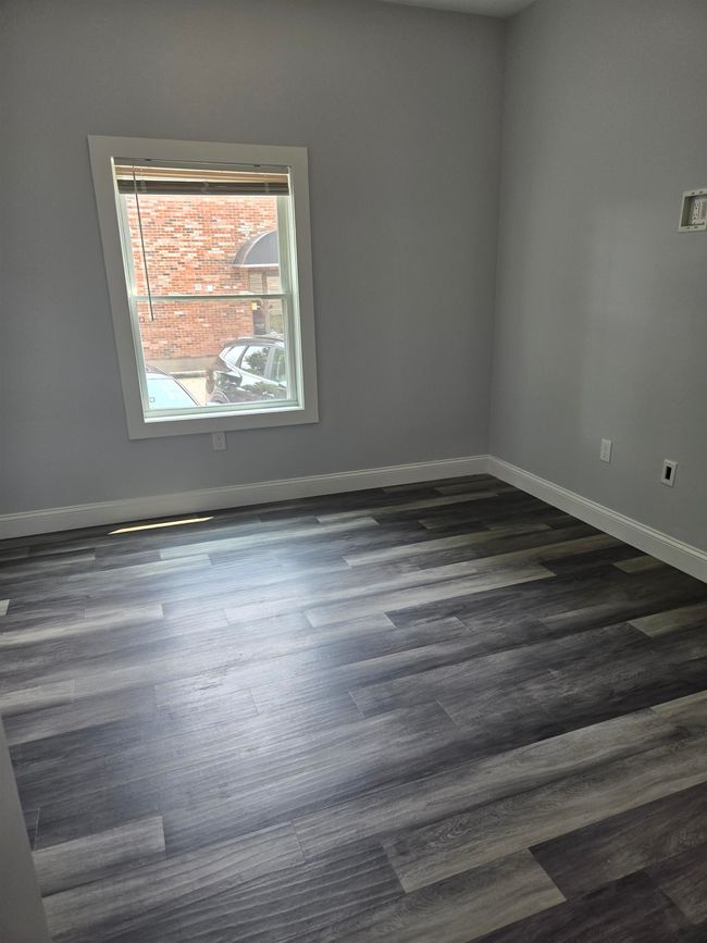APT-1 - 165-1 W Hancock St, Condo with 2 bedrooms, 1 bathrooms and null parking in Manchester NH | Image 8