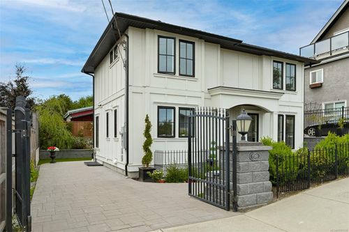 720 Alston St, Victoria, BC, V9A3K5 | Card Image