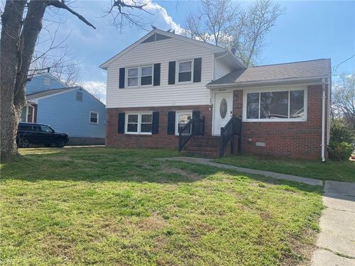 17 Janet Dr, Hampton, VA, 23666-4724 | Card Image