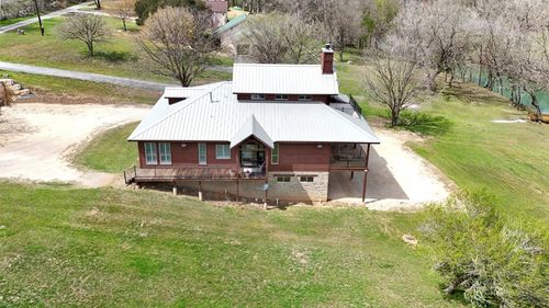 398 Red Bird Ln, Kingsbury, TX, 78638-1901 | Card Image