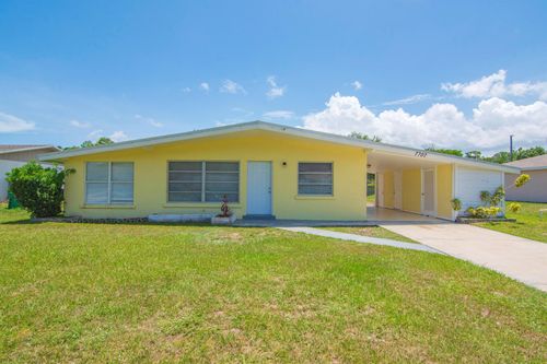 7707 James Rd, Fort Pierce, FL, 34951-2128 | Card Image