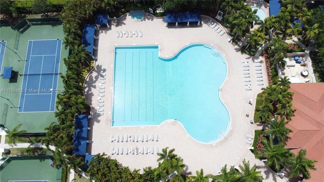 14365 Nw 15 Th St, House other with 3 bedrooms, 3 bathrooms and null parking in Pembroke Pines FL | Image 33