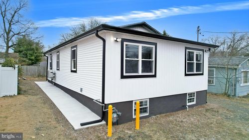 1515 Hurffville Rd, DEPTFORD, NJ, 08096-6454 | Card Image