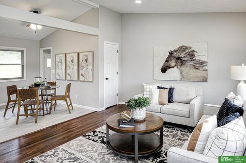 1406 Betz Rd, Bellevue, NE, 68005-3027 | Card Image