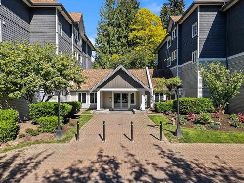 112-9650 148 Street, Surrey, BC, V3R0W2 | Card Image