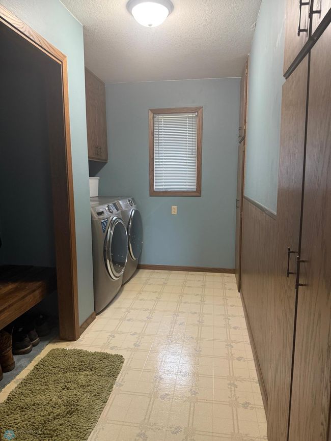 Laundry Room | Image 22