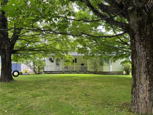 489 Salmon River Road, Valley, NS, B6L4E7 | Card Image