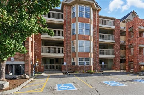 201-4013 Kilmer Dr, Burlington, ON, L7M4M3 | Card Image