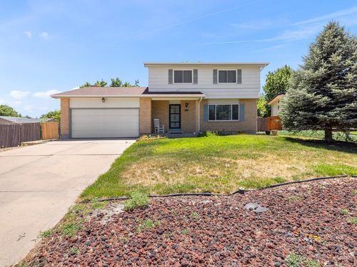 904 Bluelace Dr, Pueblo, CO, 81001-1001 | Card Image