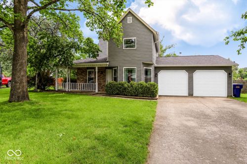 11233 Bayridge Circle E, Indianapolis, IN, 46236 | Card Image