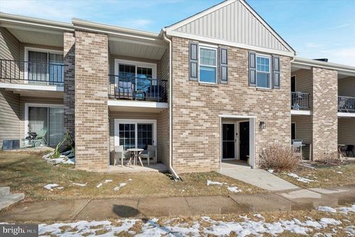 61 Ramsgate Ct, BLUE BELL, PA, 19422-2550 | Card Image