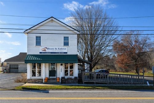 108 N Main St, Harrisville, PA, 16038-1904 | Card Image