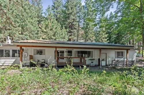 18 Hida Way, Lowman, ID, 83637-7078 | Card Image