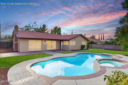 44038 Fenner Avenue, Lancaster, CA, 93536 | Card Image