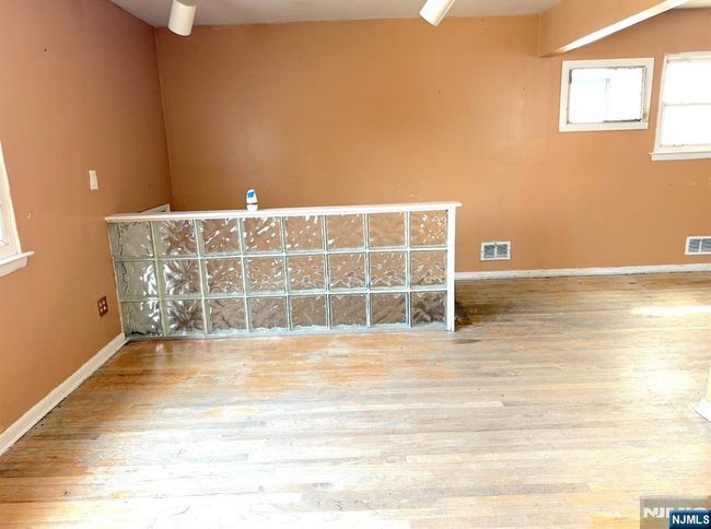 1437 Gehr Pl, House other with 3 bedrooms, 2 bathrooms and null parking in North Bergen NJ | Image 7