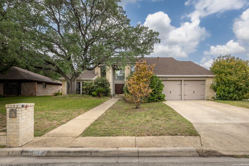 9102 Serene Creek Dr, San Antonio, TX, 78230-4036 | Card Image