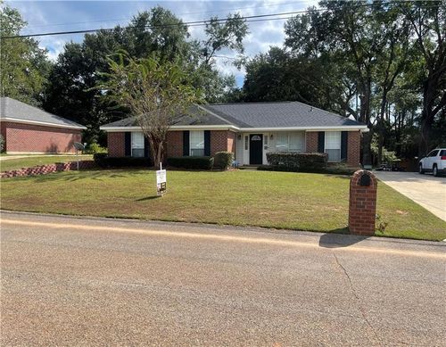 9441 Homestead Dr S, Semmes, AL, 36575-7556 | Card Image