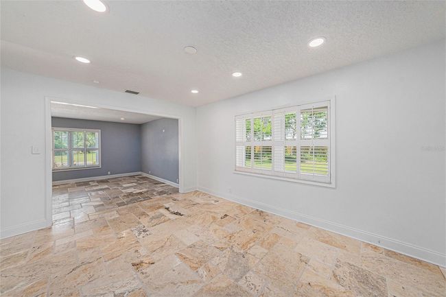 Formal dining room | Image 9