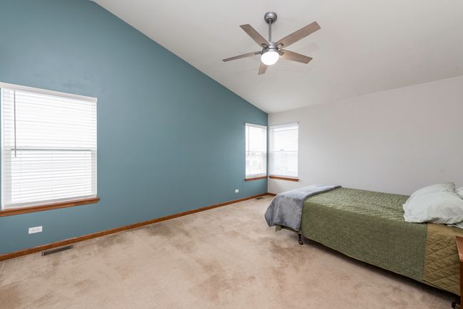 39251 Crofton Ln, House other with 4 bedrooms, 4 bathrooms and 2 parking in Beach Park IL | Image 20