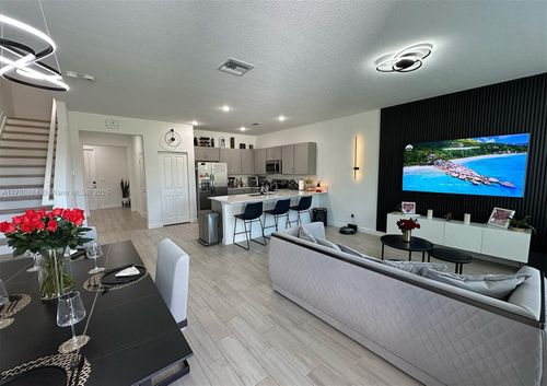 4151-4151 Lagoon Shore Dr, Lake Worth, FL, 33467-8605 | Card Image