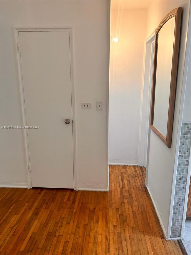 APT-4 - 7945 Carlyle Ave, Condo with 0 bedrooms, 1 bathrooms and null parking in Miami Beach FL | Image 15