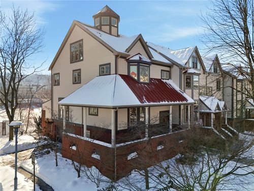 79 Waterfront Dr, Pittsburgh, PA, 15222-4735 | Card Image