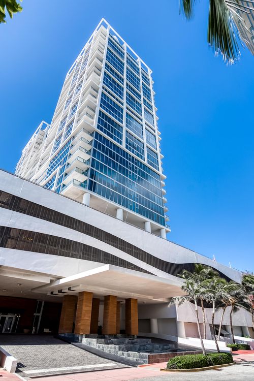 1409-6899 Collins Ave, Miami Beach, FL, 33141-7400 | Card Image