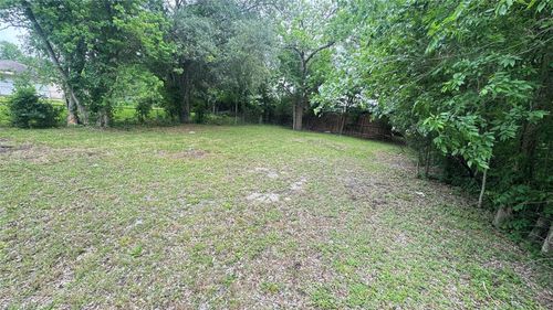 7734 Booker St, Houston, TX, 77028-5275 | Card Image