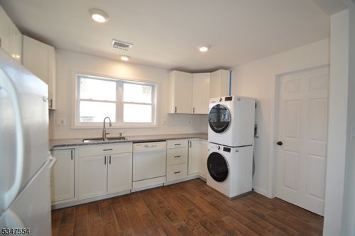 14 Newton Ave, Sussex, NJ, 07461-2312 | Card Image