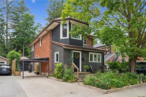121 Belmont Ave, Waterloo, ON, N2L2A8 | Card Image