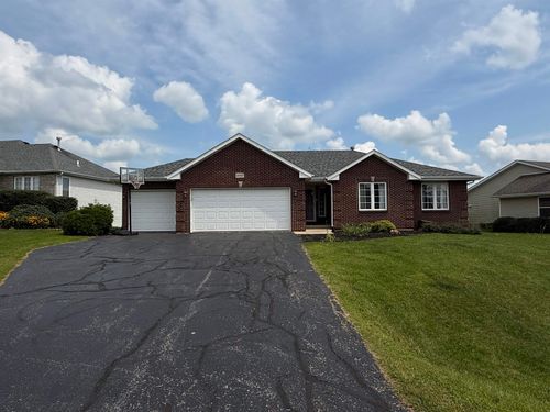 3747 Foxglove Ln, WINNEBAGO, IL, 61088-9002 | Card Image