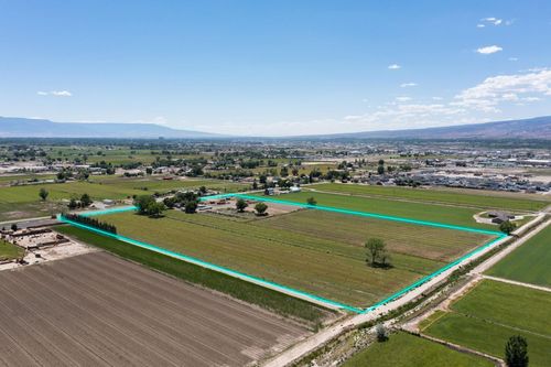 915 21 1/2 Rd, Grand Junction, CO, 81505-9301 | Card Image
