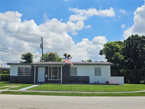 4151 Sw 110th Ct, Miami, FL, 33165-4749 | Card Image