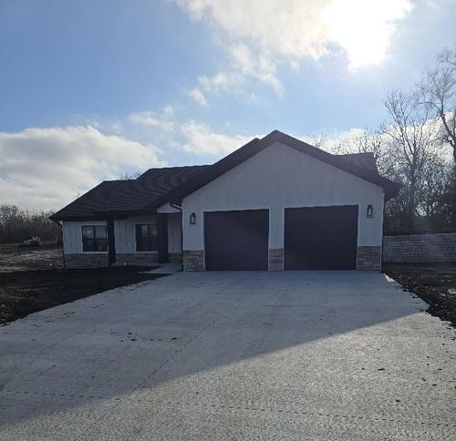 1007 George St, Effingham, KS, 66023 | Card Image