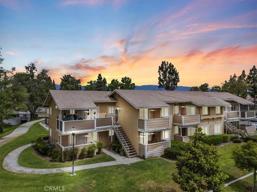 d-3736 Oak Creek, Ontario, CA, 91761 | Card Image